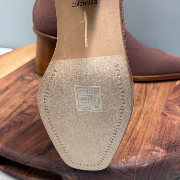 Dolce Vita Alaya Brown  Ribbed Booties Sz 7 - Picture 12 of 16